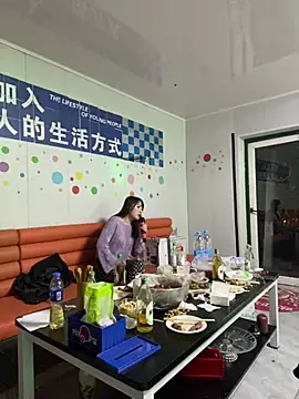 xiaotiantian-10 online show from April 26, 11:41 am