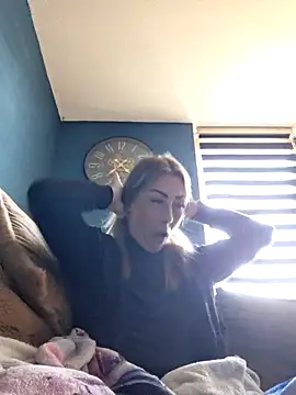 dewimp1 online show from April 25, 2:36 pm