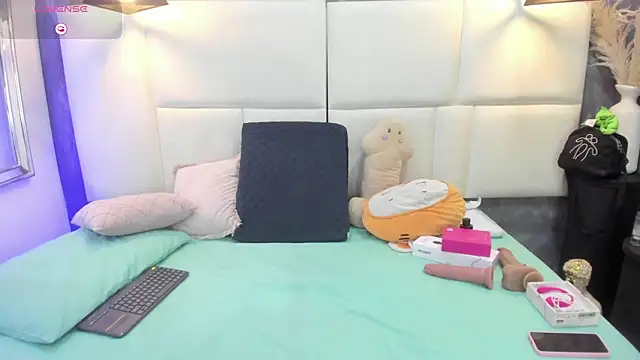Snapshot of Martina_armos chatting on May 11, 1:28 pm Martina armos online show from May 11, 1:28 pm