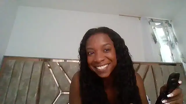 Snapshot of JadaMillss chatting on May 18, 9:09 pm JadaMillss online show from May 18, 9:09 pm