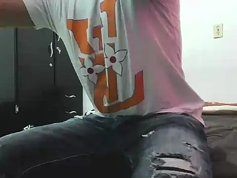 Snapshot of Tiger_job chatting on January 18, 10:46 pm Tiger job online show from January 18, 10:46 pm