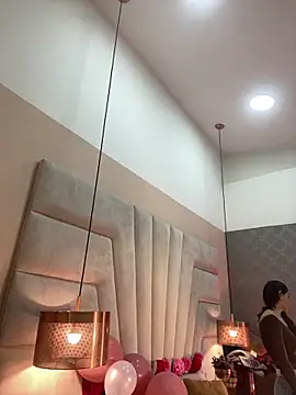 JuliaaVega online show from February 14, 12:02 pm