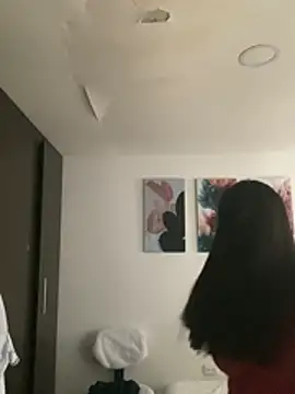 JuliaaVega online show from March 10, 1:27 pm