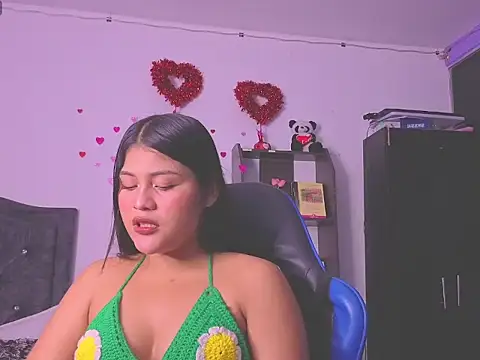 BadKittyy online show from February 28, 9:49 pm