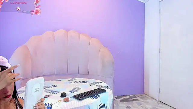 tifanibrown online show from March 9, 1:26 pm