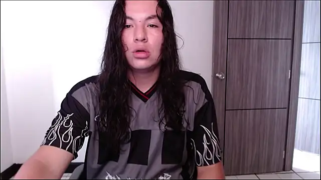 Yigolo   online show from July 9, 2:43 pm