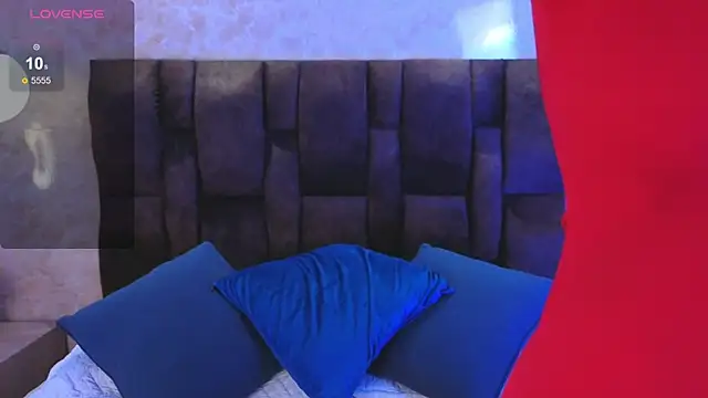 Snapshot of vicky_grey chatting on June 6, 12:10 pm vicky grey online show from June 6, 12:10 pm