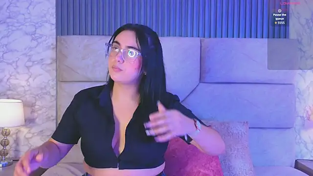 Snapshot of vicky_grey chatting on June 20, 12:08 pm vicky grey online show from June 20, 12:08 pm
