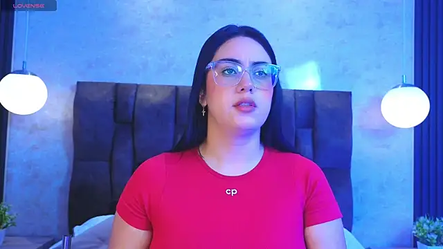 Snapshot of vicky_grey chatting on July 5, 12:45 pm vicky grey online show from July 5, 12:45 pm