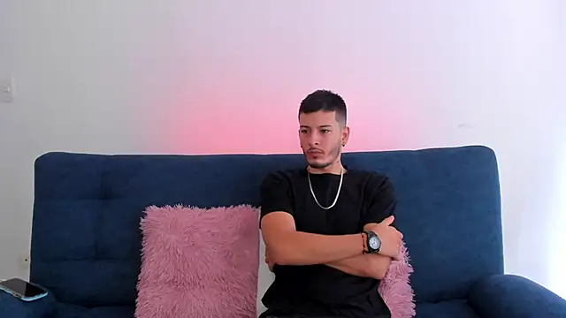 Snapshot of josh__val chatting on April 18, 1:59 pm josh val online show from April 18, 1:59 pm