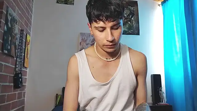 Snapshot of PaulDamico chatting on June 5, 4:56 pm PaulDamico online show from June 5, 4:56 pm