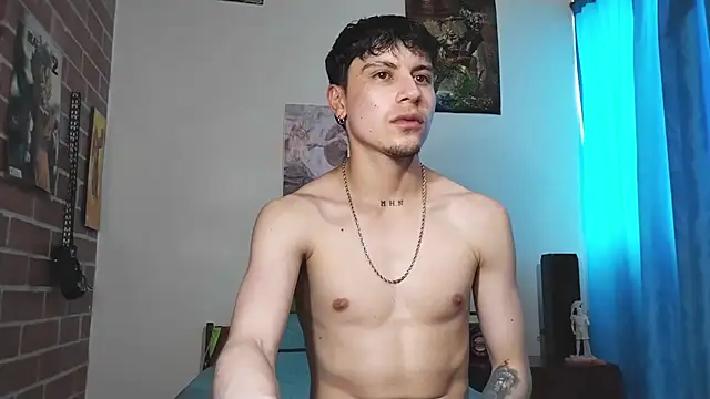 Snapshot of PaulDamico chatting on June 7, 6:33 pm PaulDamico online show from June 7, 6:33 pm