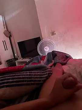 Snapshot of gabrielacachorra chatting on February 1, 10:03 am gabrielacachorra online show from February 1, 10:03 am