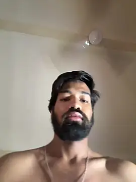 Snapshot of priyansh92924 chatting on June 8, 5:08 am priyansh92924 online show from June 8, 5:08 am