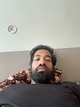 Snapshot of priyansh92924 chatting on June 19, 3:22 am priyansh92924 online show from June 19, 3:22 am