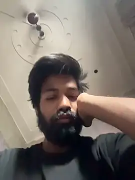 Snapshot of priyansh92924 chatting on June 22, 8:22 am priyansh92924 online show from June 22, 8:22 am