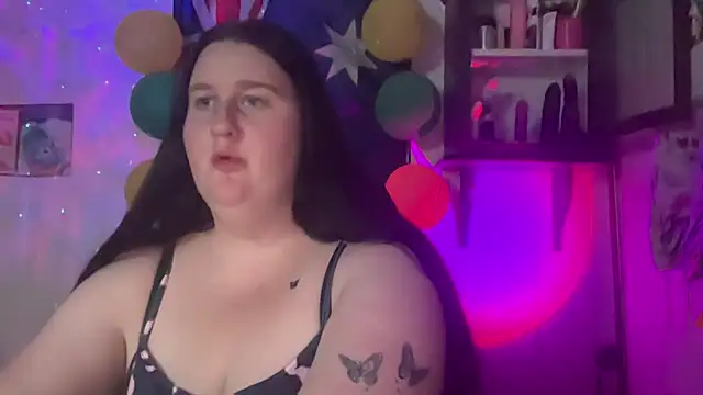 xopeachybaby online show from July 12, 9:00 am