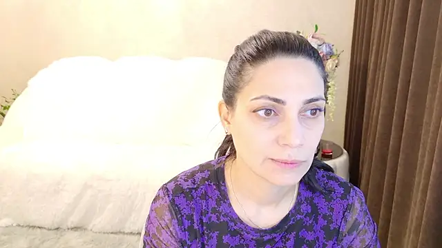 LovelyBeatrice online show from February 16, 6:20 am