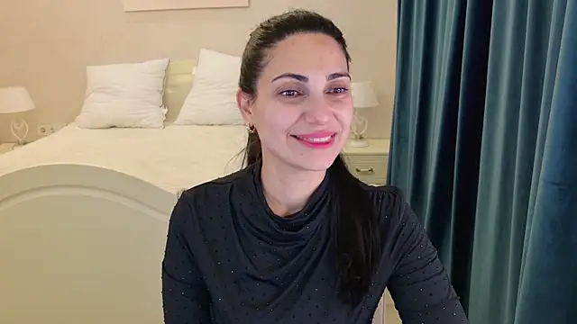 LovelyBeatrice online show from June 27, 7:19 pm
