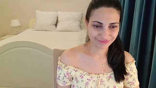 LovelyBeatrice online show from July 22, 6:43 pm
