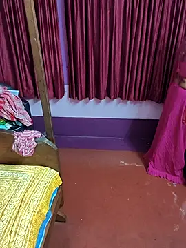 Snapshot of Little-Roshni chatting on June 19, 6:45 pm Little-Roshni online show from June 19, 6:45 pm