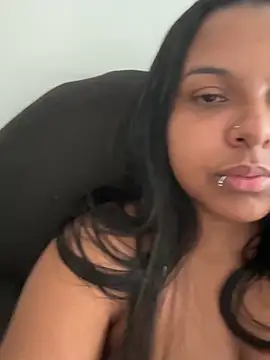 bella 255 online show from March 24, 11:59 am