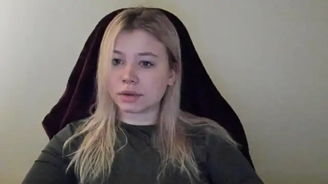 Lulu Di online show from February 6, 11:41 pm