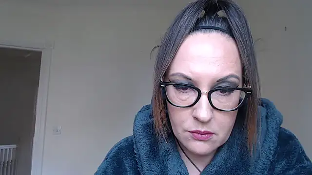 Snapshot of PsychicDominatrix chatting on March 22, 10:51 am PsychicDominatrix online show from March 22, 10:51 am