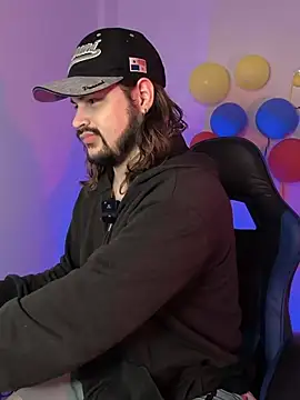 Snapshot of Derek_Vow chatting on July 5, 9:22 pm Derek Vow online show from July 5, 9:22 pm