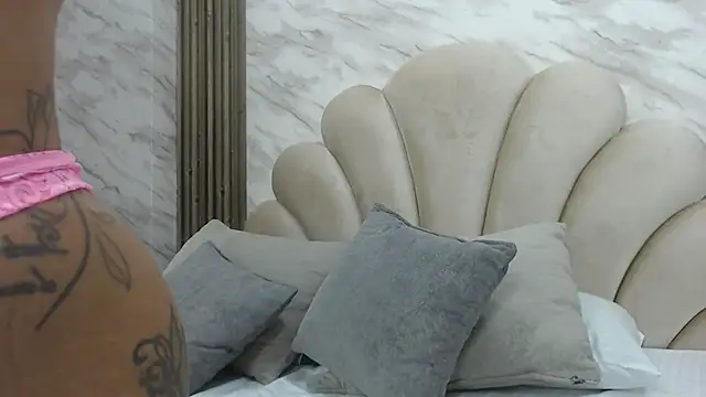 darkkjulietha online show from February 23, 3:42 pm