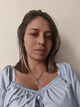 Snapshot of BellaDonna_16 chatting on June 21, 6:32 pm BellaDonna 16 online show from June 21, 6:32 pm