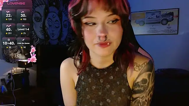 Snapshot of neena_nyx_ chatting on February 25, 10:08 pm neena nyx online show from February 25, 10:08 pm