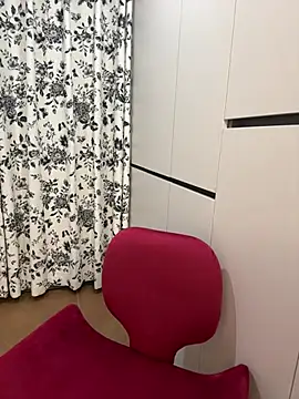 miaomiaou  online show from August 2, 4:05 pm