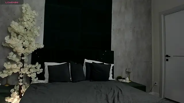 Vanessa Harr1s online show from June 25, 12:43 am