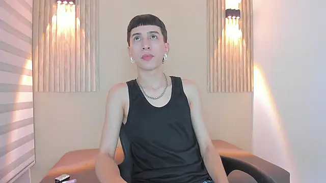 lian cameron online show from February 12, 3:45 am