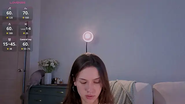 Snapshot of Kendaliby_ chatting on May 28, 1:47 am Kendaliby online show from May 28, 1:47 am