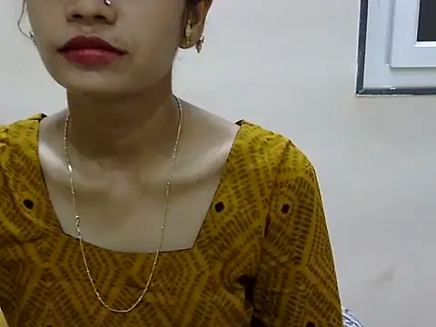 Snapshot of Kulsum_S chatting on May 19, 1:50 pm Kulsum S online show from May 19, 1:50 pm