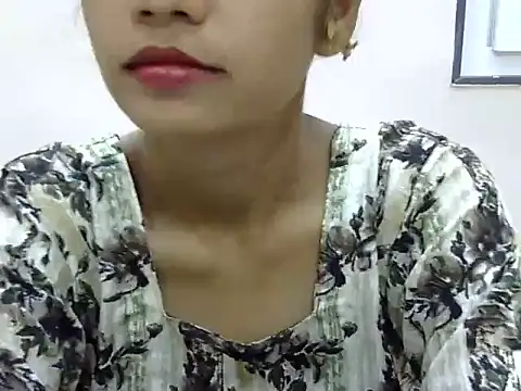 Snapshot of Kulsum_S chatting on May 26, 1:51 pm Kulsum S online show from May 26, 1:51 pm
