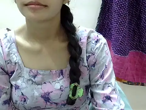 Kulsum S online show from July 30, 2:05 pm