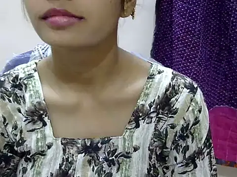 Kulsum S online show from August 4, 1:36 pm