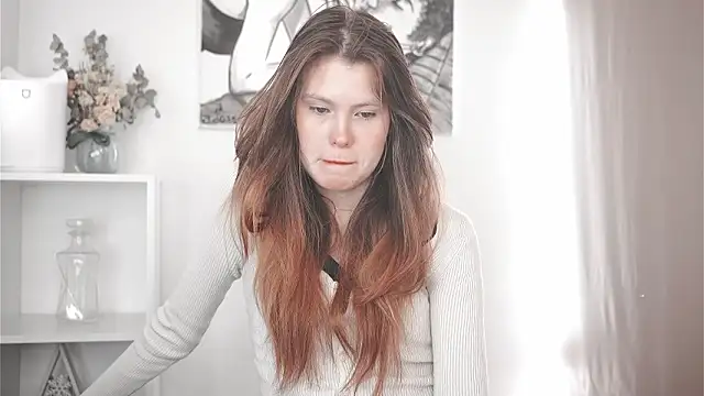 MarnieWootan online show from March 12, 4:18 am