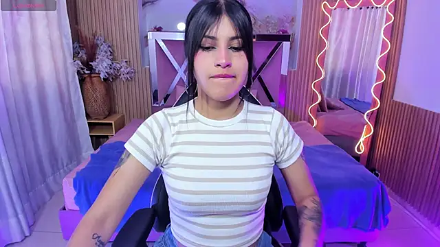 JENNA TAY1 online show from May 13, 7:11 pm
