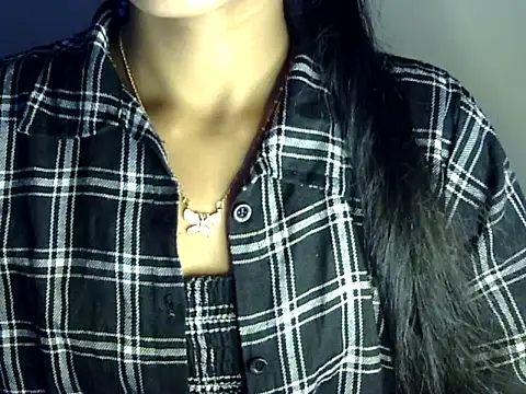 Snapshot of Khushi_v chatting on March 7, 4:48 pm Khushi v online show from March 7, 4:48 pm