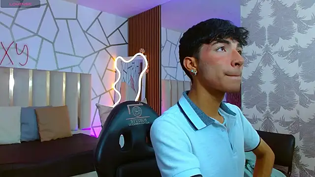 osamu tay online show from March 15, 3:23 am