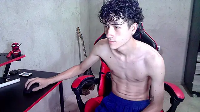 Snapshot of Johnny_cagee_ chatting on July 17, 9:52 pm Johnny cagee online show from July 17, 9:52 pm