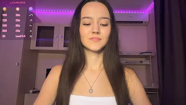 Kiaicatie online show from August 2, 3:21 pm