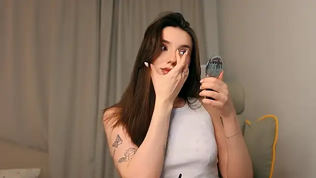 ssandralovin online show from April 23, 8:33 pm
