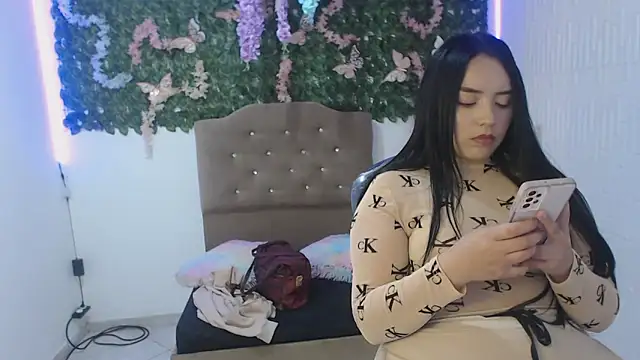 adara cute 69 online show from February 12, 7:53 pm