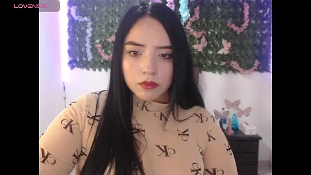 Snapshot of adara_cute_69 chatting on June 30, 7:37 pm adara cute 69 online show from June 30, 7:37 pm