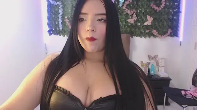 Snapshot of adara_cute_69 chatting on July 17, 8:14 pm adara cute 69 online show from July 17, 8:14 pm